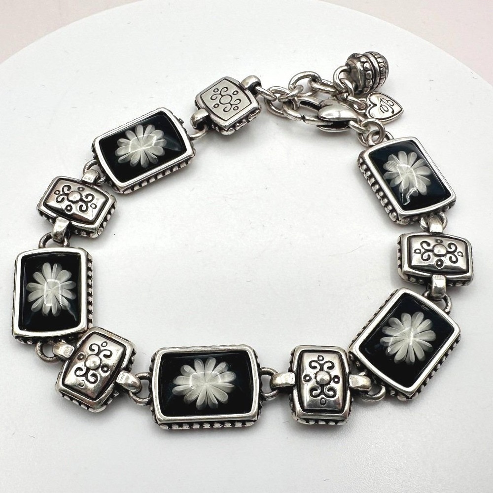 Bracelet Brighton Water Lily White Black Flower Retired Silver Tone Link 7in